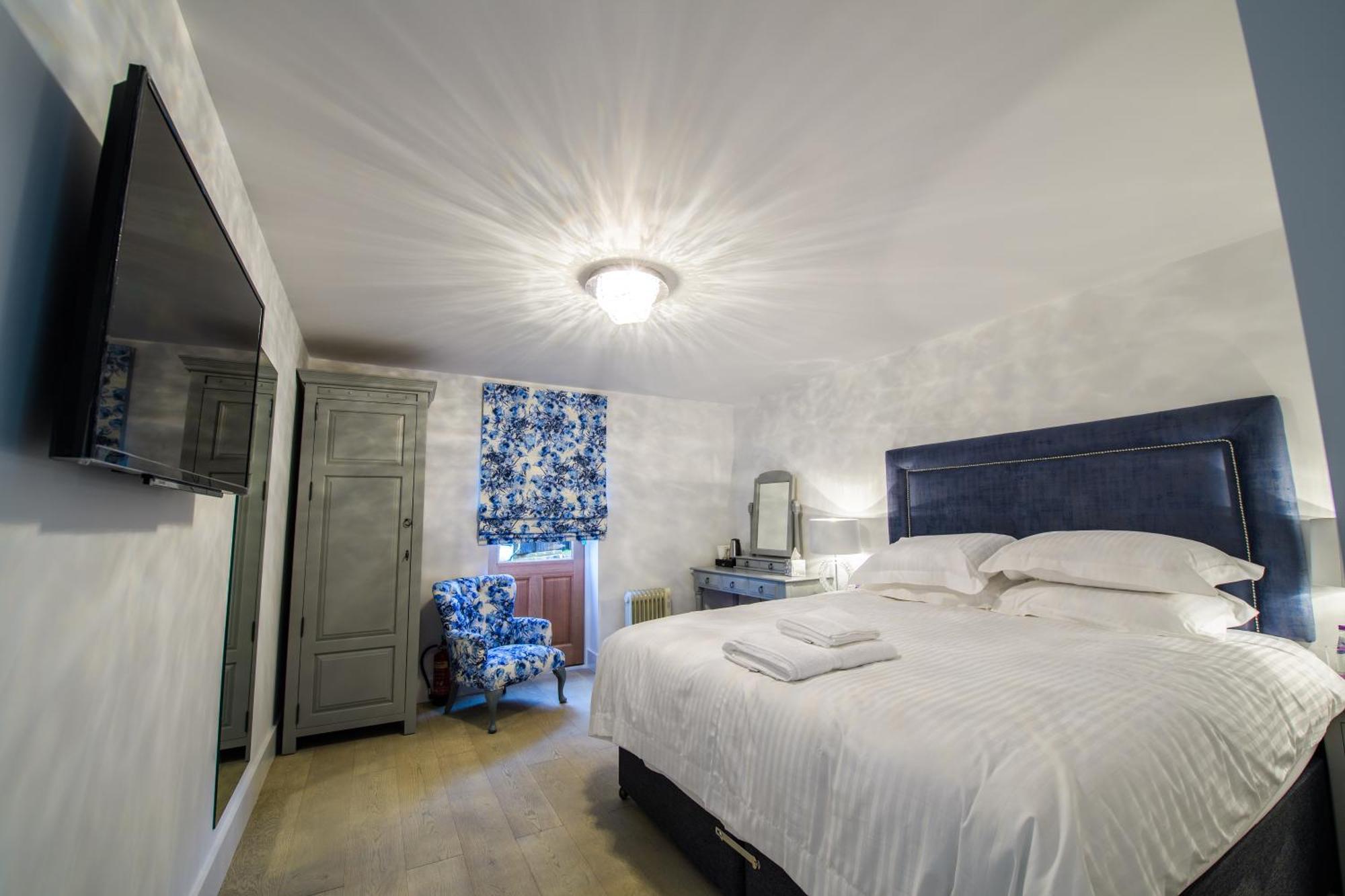 Crondon Park Bed & Breakfast Stock Екстериор снимка